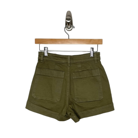 Everlane | The Cotton Twill Short in Surplus Green 00 - Picture 6 of 8